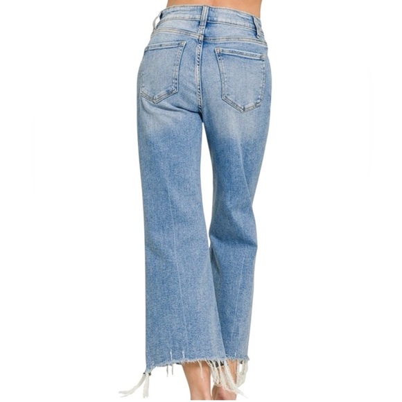 NWT Zenana Women's Denim Distressed Jeans - Size 28 - Picture 2 of 5